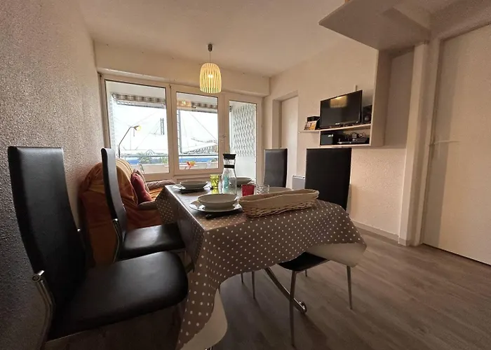 Appt 3 Pieces - - Cl130-212 Apartment *