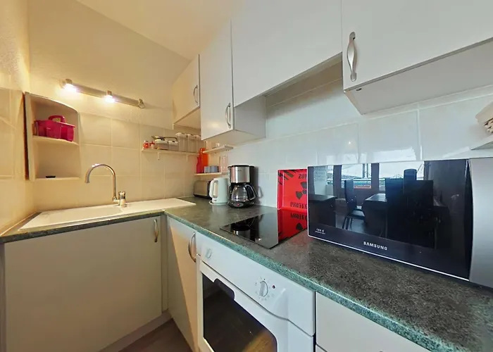 Appt 3 Pieces - - Cl130-212 Apartment *